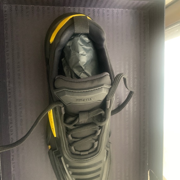 Prada 100% Authentic Item. Women shoe size 8 1/2. Men 5 1/2. From Parada store. - Picture 5 of 13